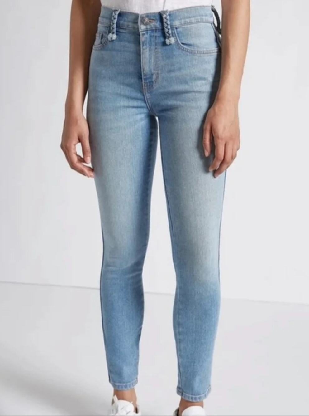 Current Elliott Cabello Mid-Rise Light Wash Braided Belt Loop Jeans • Size 26